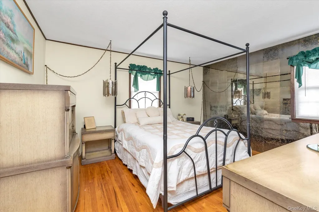 3902 Beechwood Place Seaford NY 11783