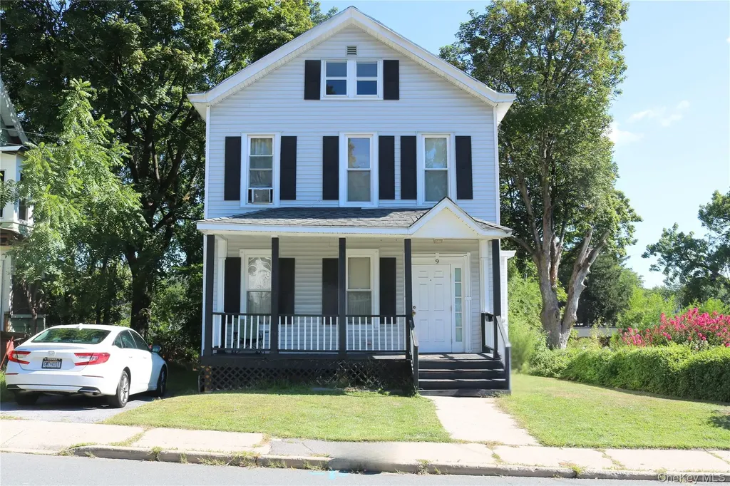 9 Genung Street Middletown NY 10940