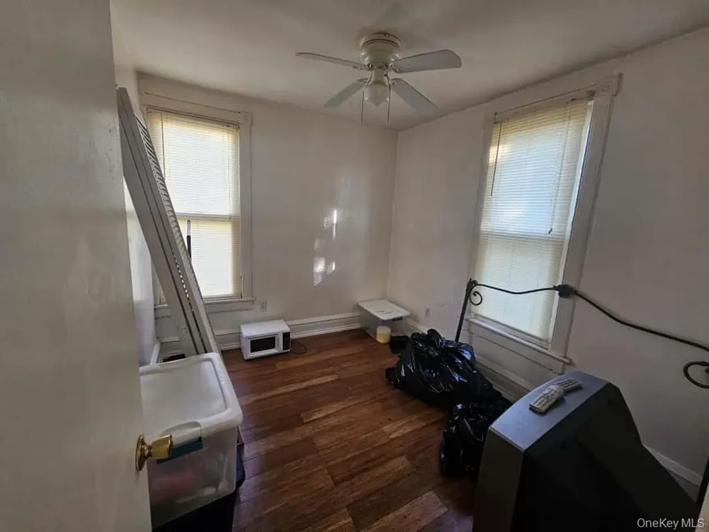 9 Genung Street Middletown NY 10940
