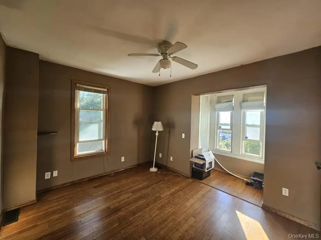 9 Genung Street Middletown NY 10940