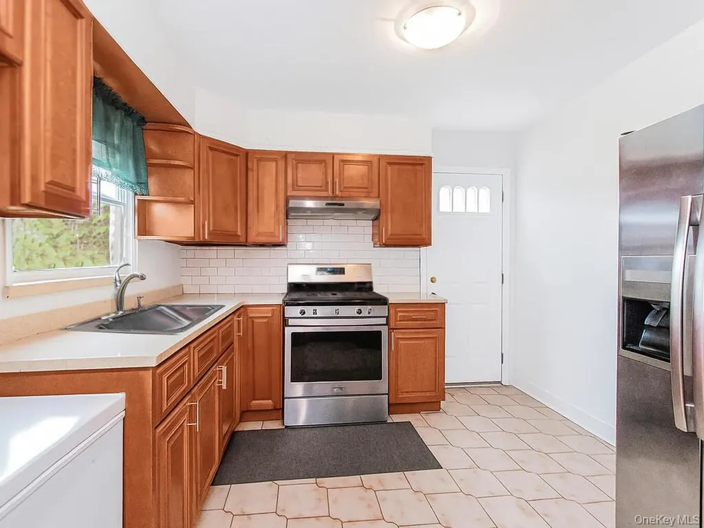 55 Aka 57 Mansion Avenue Yonkers NY 10704