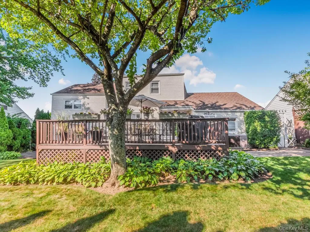 11 Montclair Road Yonkers NY 10710