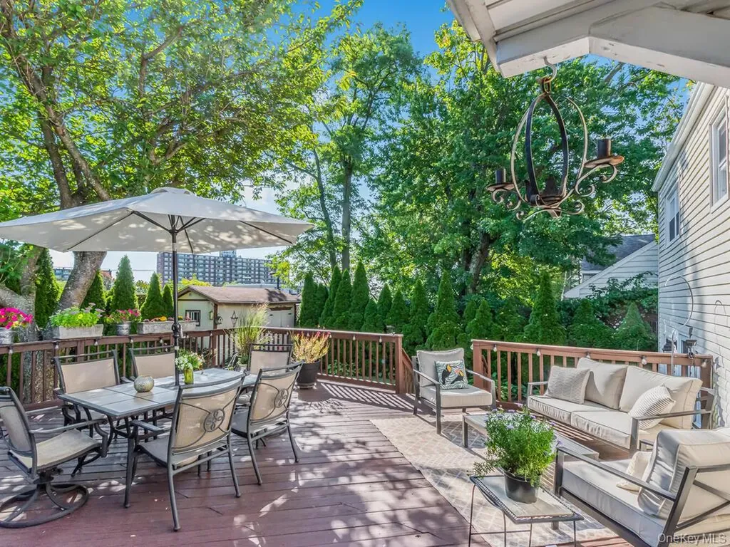 11 Montclair Road Yonkers NY 10710