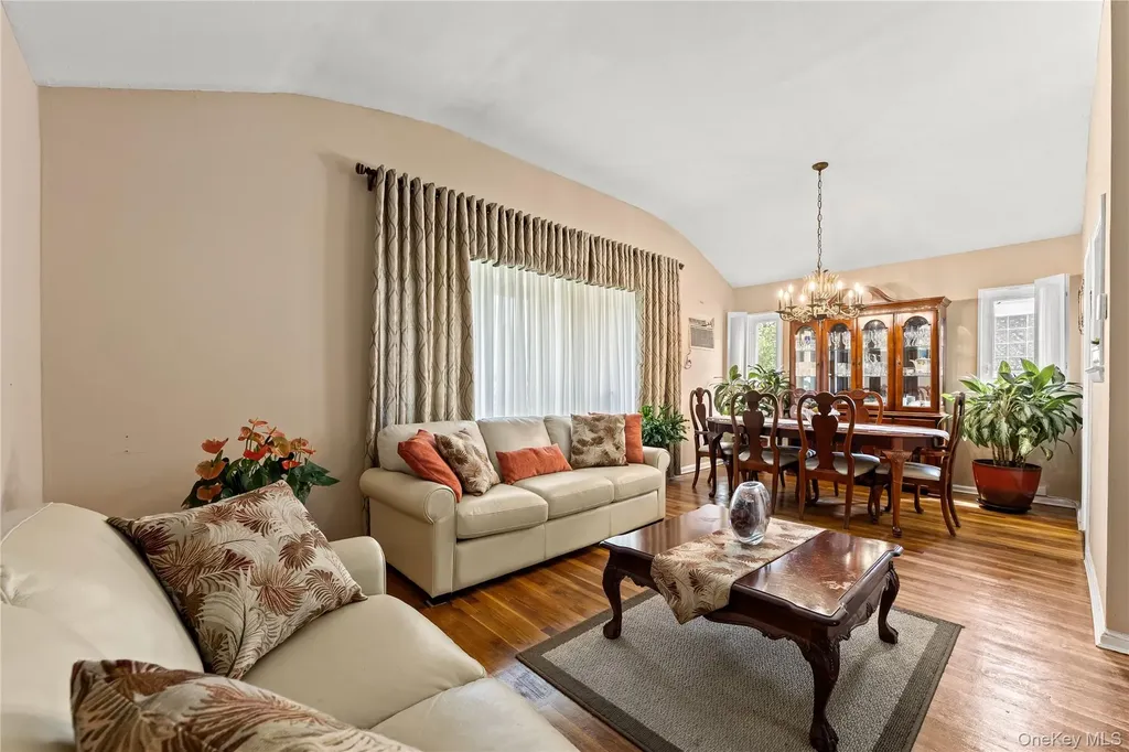 1320 East 101st Street Brooklyn NY 11236