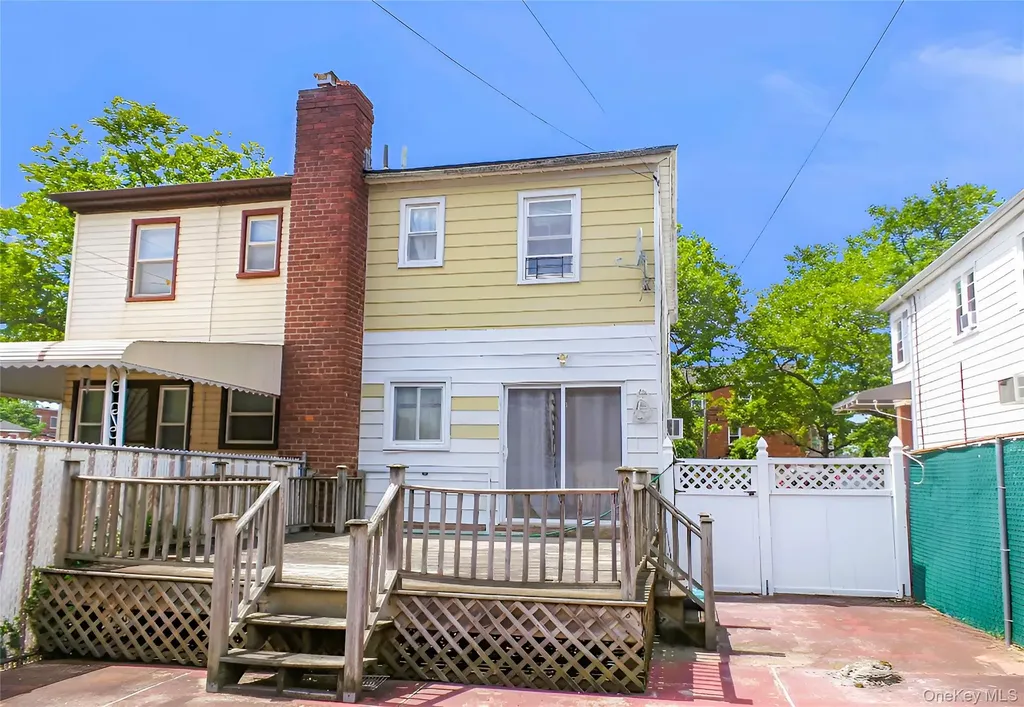 8704 Avenue M Brooklyn NY 11236