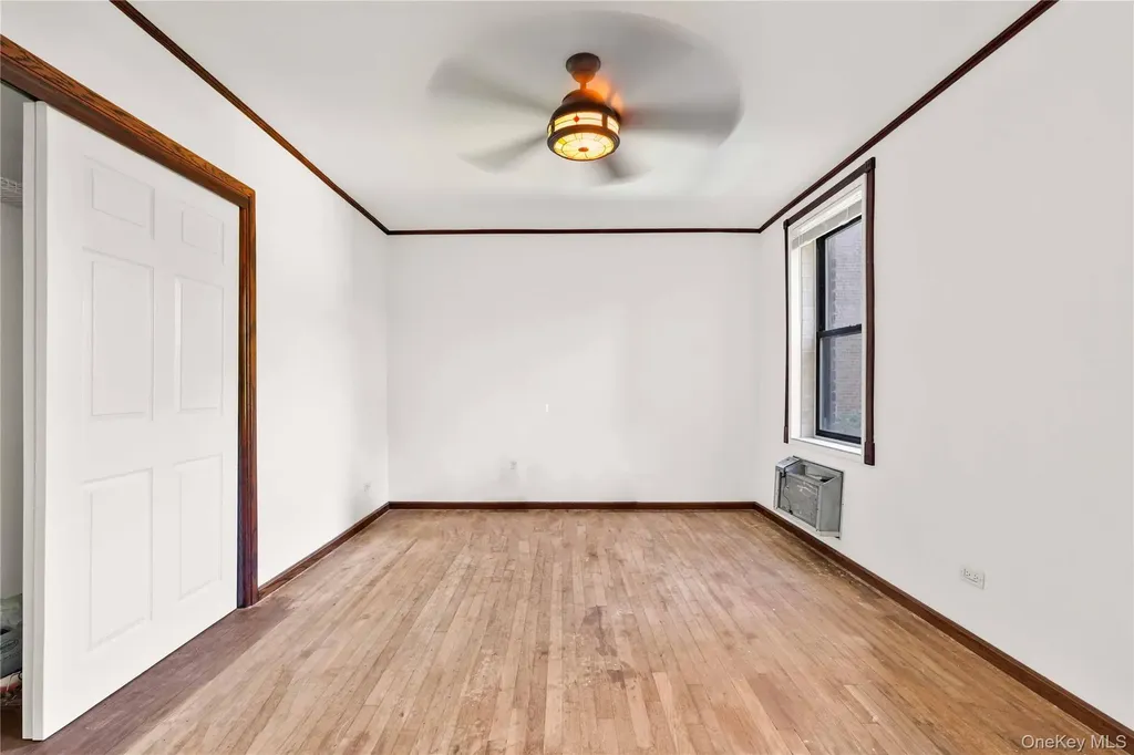 224-24 Union Turnpike Bayside NY 11364