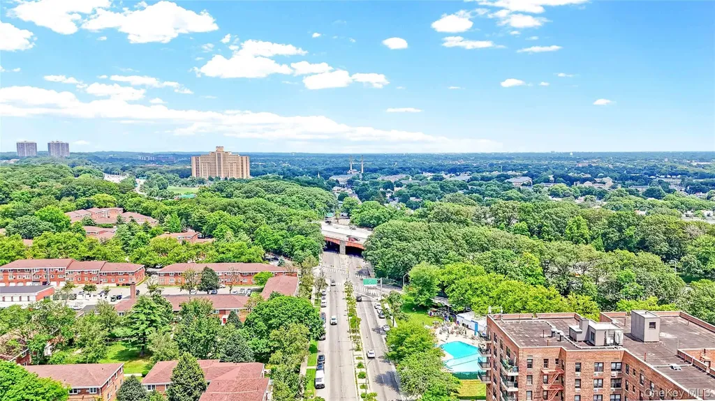 224-24 Union Turnpike Bayside NY 11364