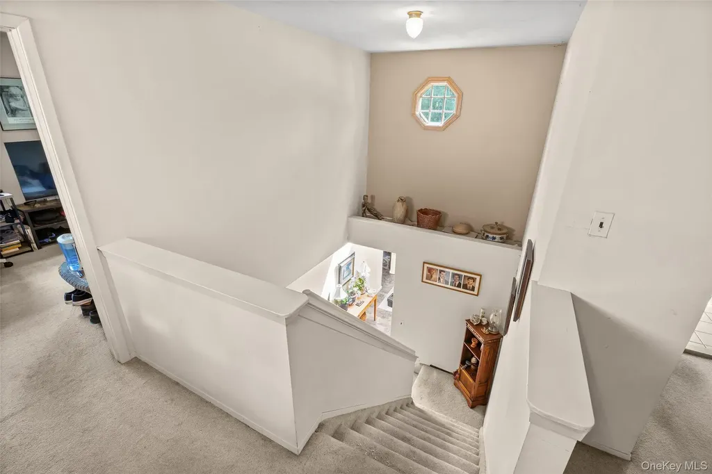 7 Sutton Place Islip NY 11751