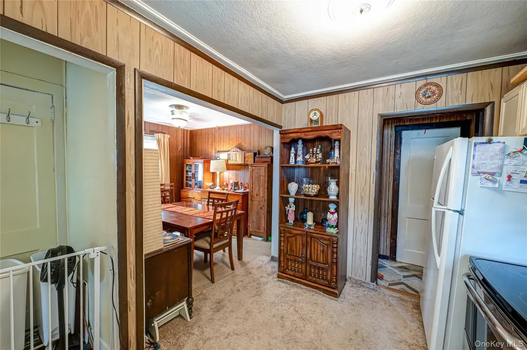 7 Bailey Avenue Babylon NY 11702