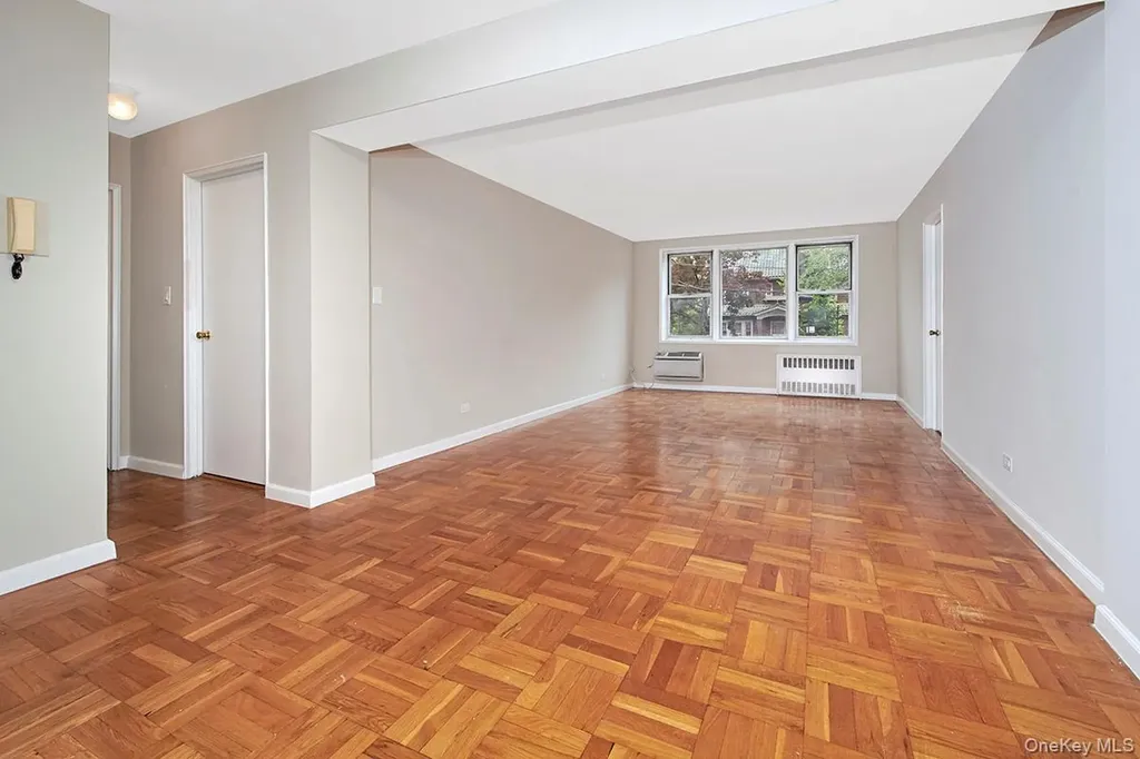 609 Kappock Street Bronx NY 10463