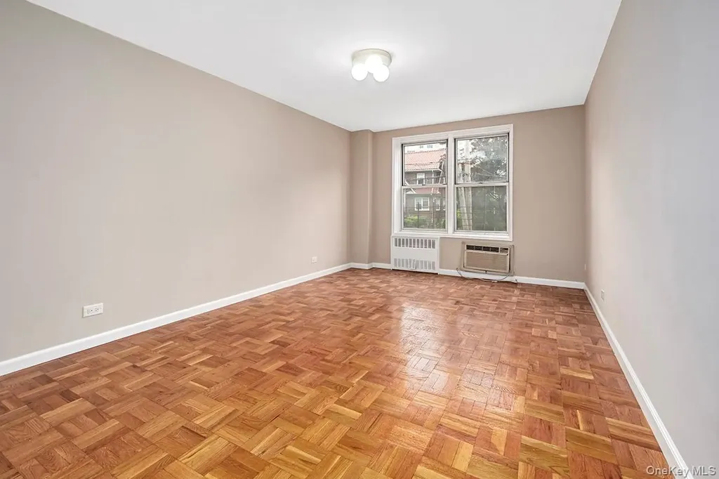 609 Kappock Street Bronx NY 10463