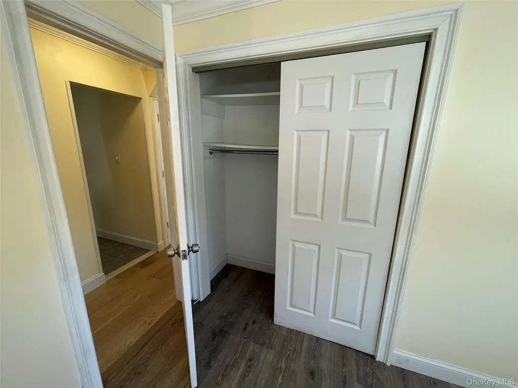 14 Glen Lane Copiague NY 11726