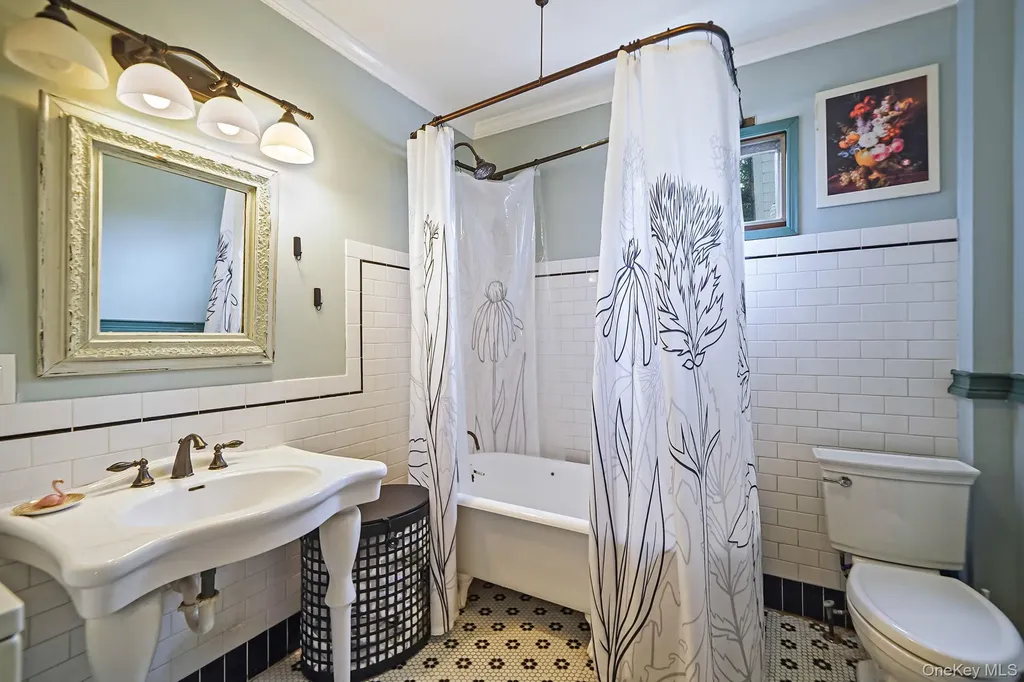 25 Patchogue Street Patchogue NY 11772