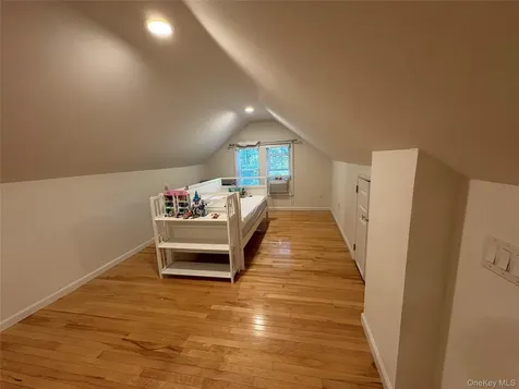 154 North Road White Plains NY 10603