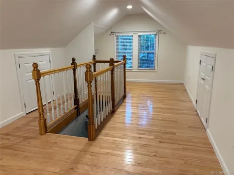 154 North Road White Plains NY 10603