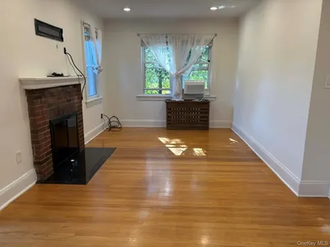 154 North Road White Plains NY 10603