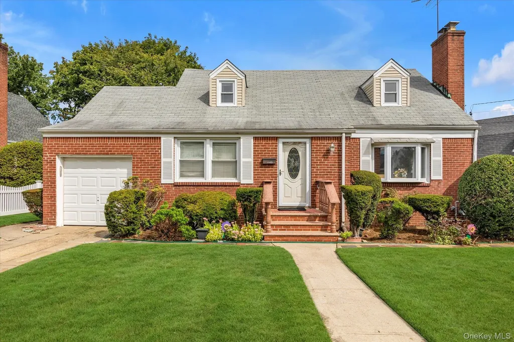 1055 Archer Place Baldwin NY 11510