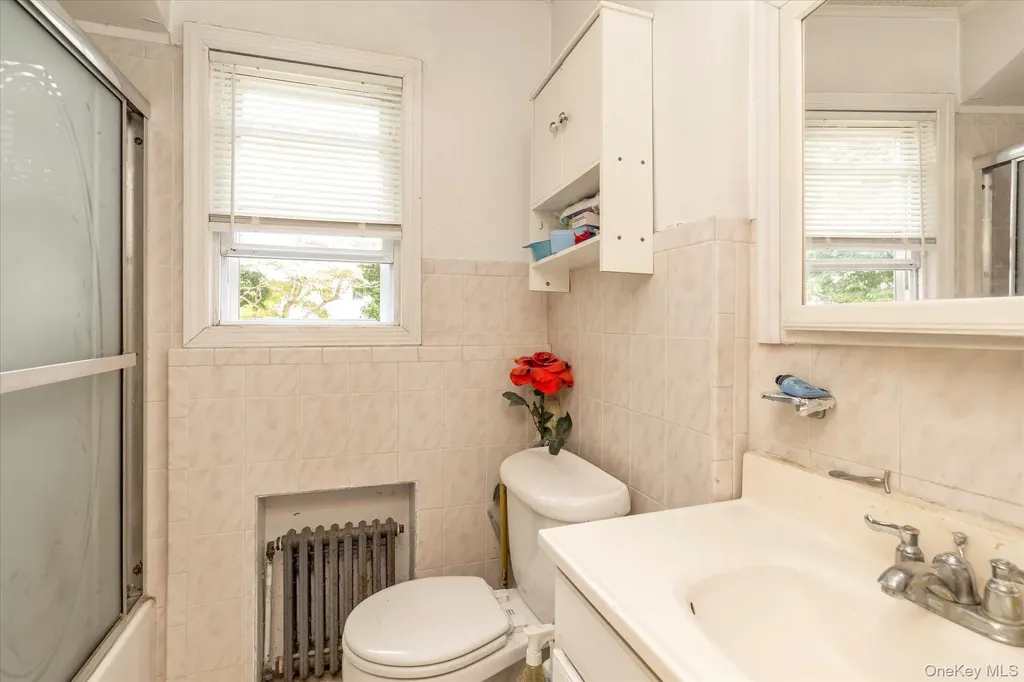 1055 Archer Place Baldwin NY 11510