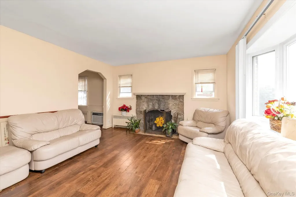 1055 Archer Place Baldwin NY 11510