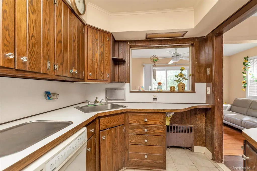 1055 Archer Place Baldwin NY 11510