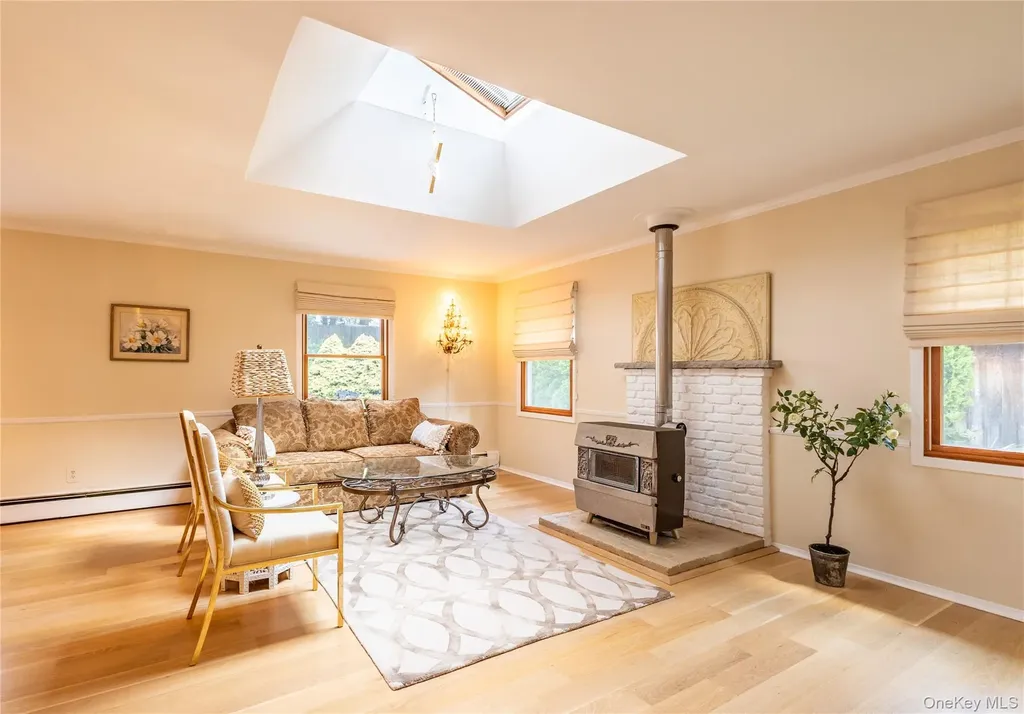 66 Barker Drive Stony Brook NY 11790