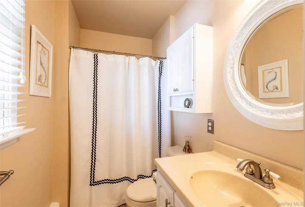 66 Barker Drive Stony Brook NY 11790