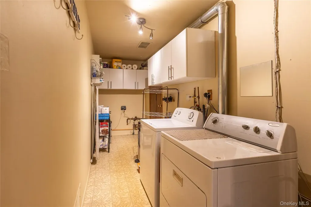 66 Barker Drive Stony Brook NY 11790