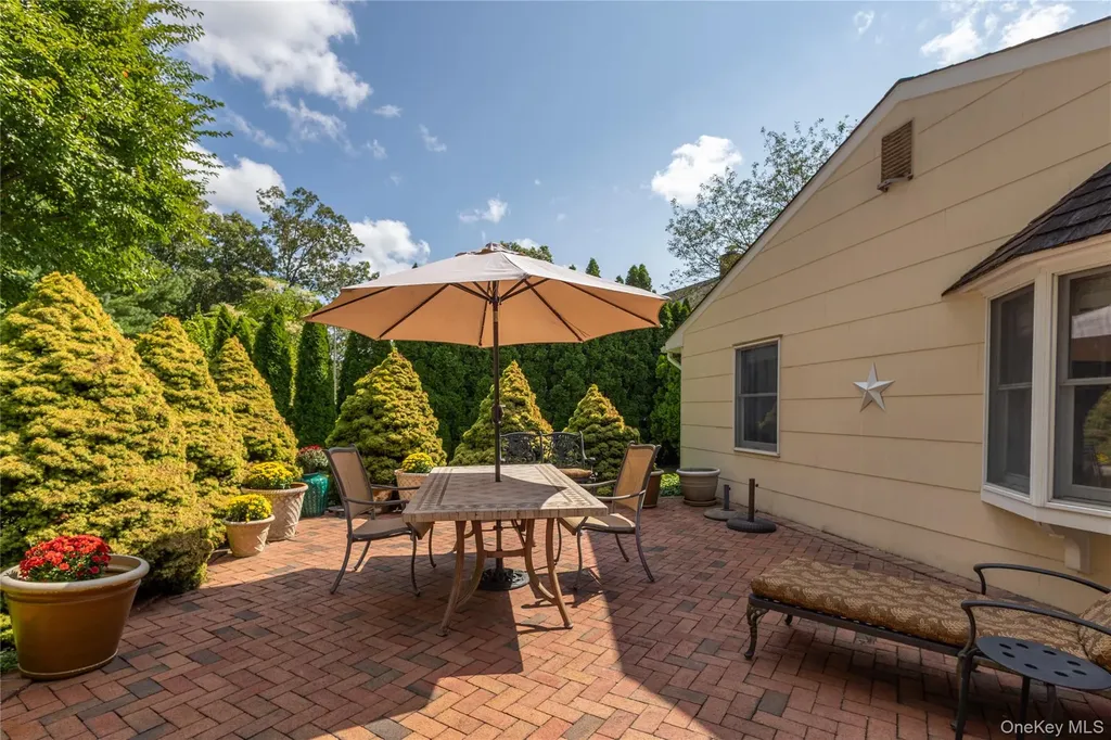 66 Barker Drive Stony Brook NY 11790