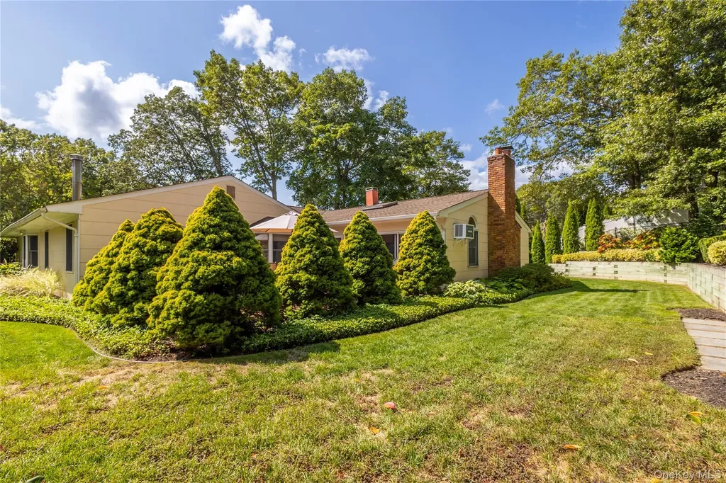 66 Barker Drive Stony Brook NY 11790