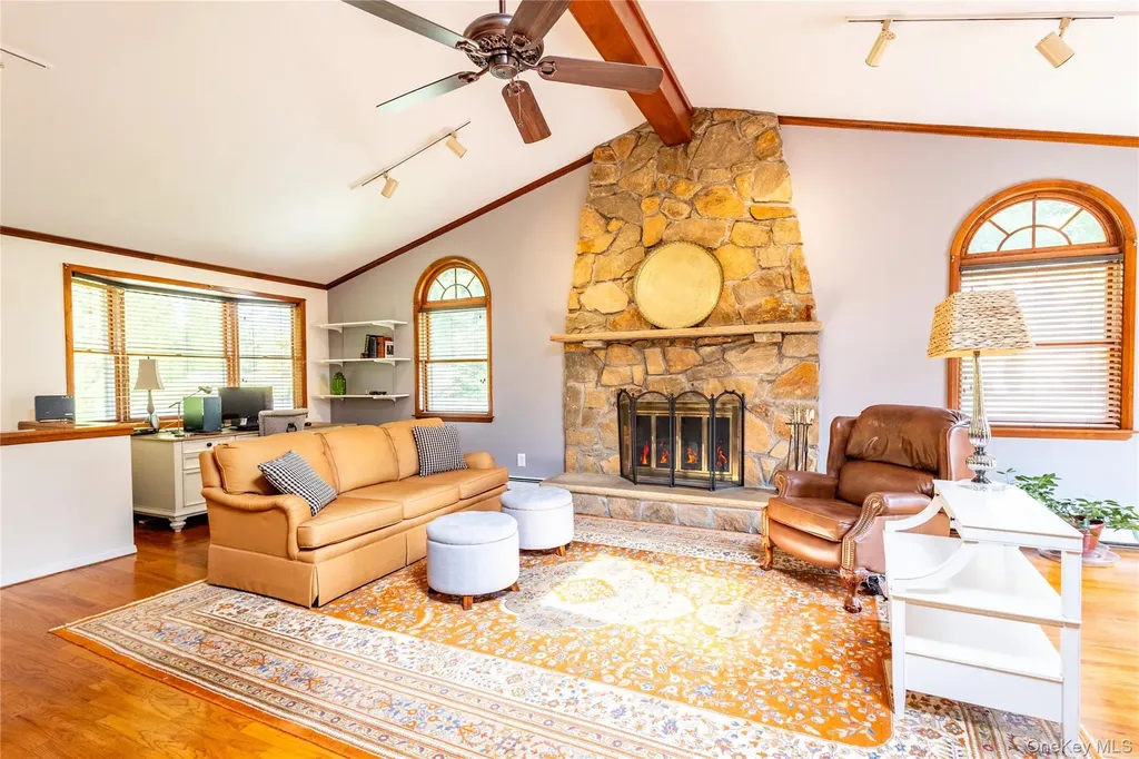 66 Barker Drive Stony Brook NY 11790