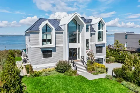 20 Cove Lane Westhampton Dunes NY 11978