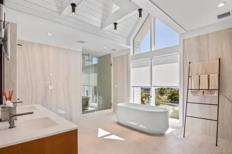 20 Cove Lane Westhampton Dunes NY 11978
