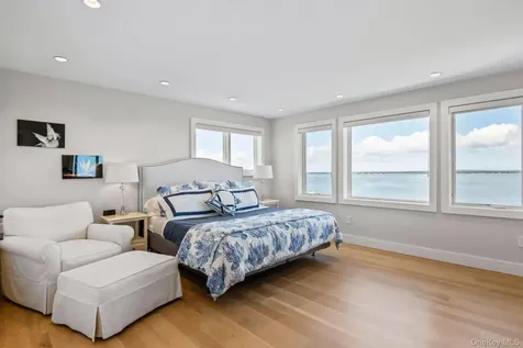 20 Cove Lane Westhampton Dunes NY 11978