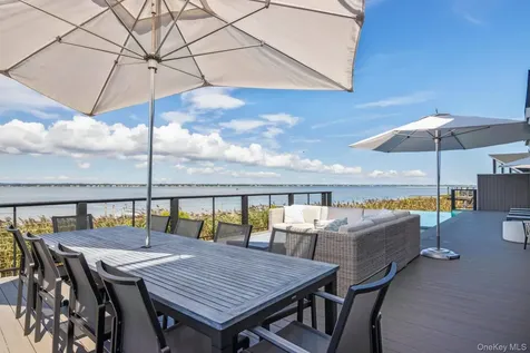 20 Cove Lane Westhampton Dunes NY 11978