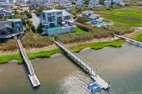 20 Cove Lane Westhampton Dunes NY 11978