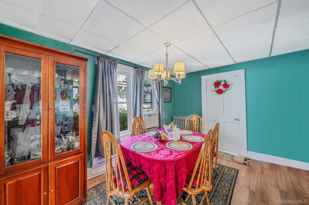 173 E Seaman Avenue Freeport NY 11520