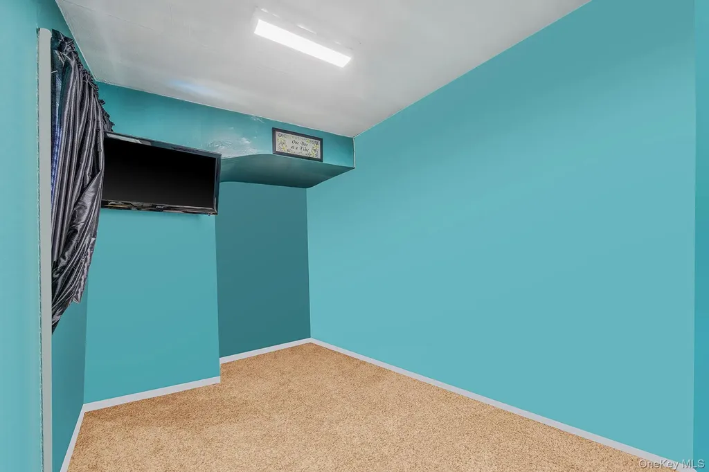 173 E Seaman Avenue Freeport NY 11520