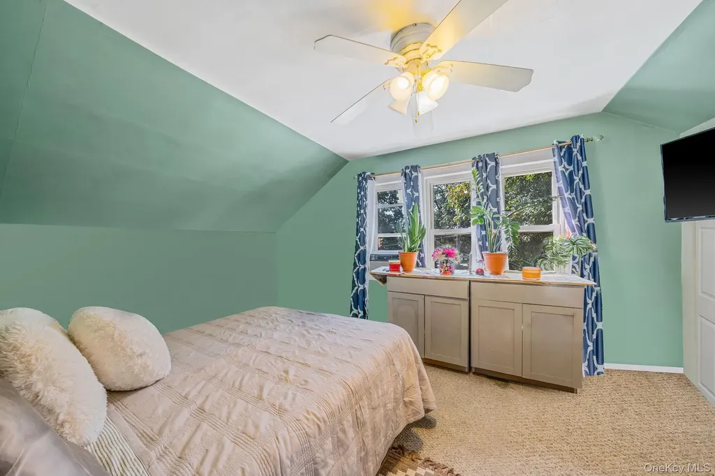 173 E Seaman Avenue Freeport NY 11520