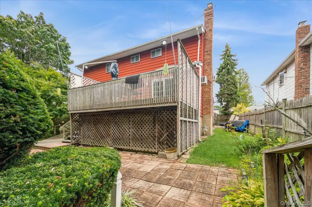 1014 Kings Parkway North Baldwin NY 11510
