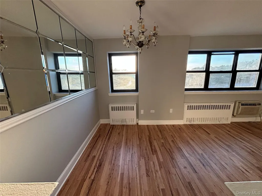 4200 Herkimer Place Bronx NY 10470