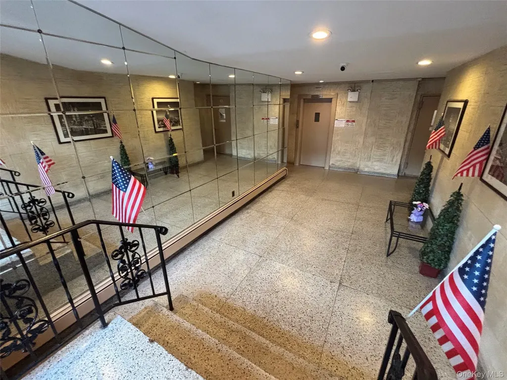 4200 Herkimer Place Bronx NY 10470