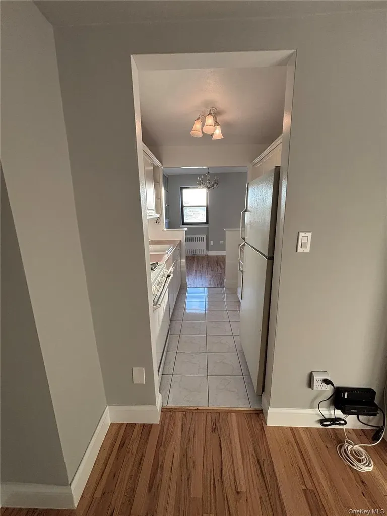 4200 Herkimer Place Bronx NY 10470