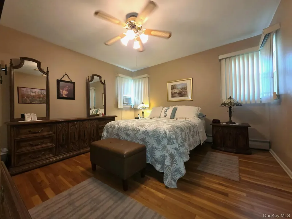22 Berkshire Road Bethpage NY 11714
