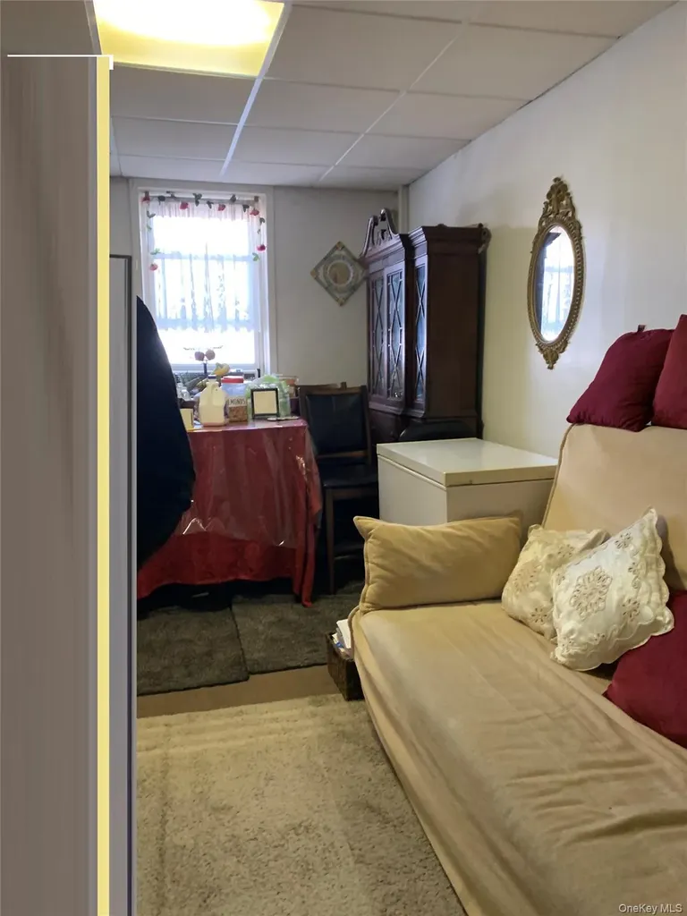 1523 E 33 Street Brooklyn NY 11234