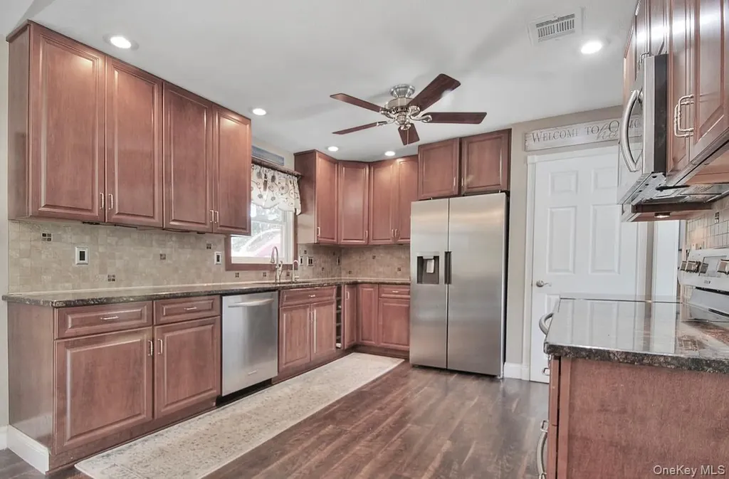 43 Brandywine Crossing Newburgh NY 12550
