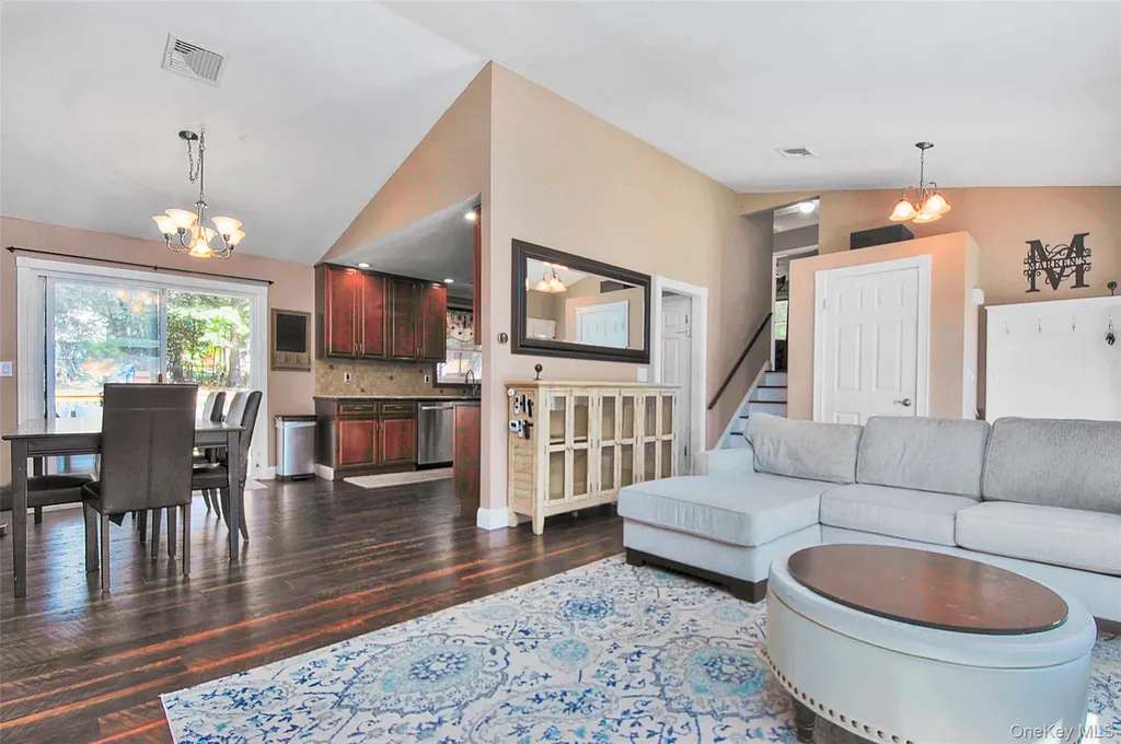 43 Brandywine Crossing Newburgh NY 12550