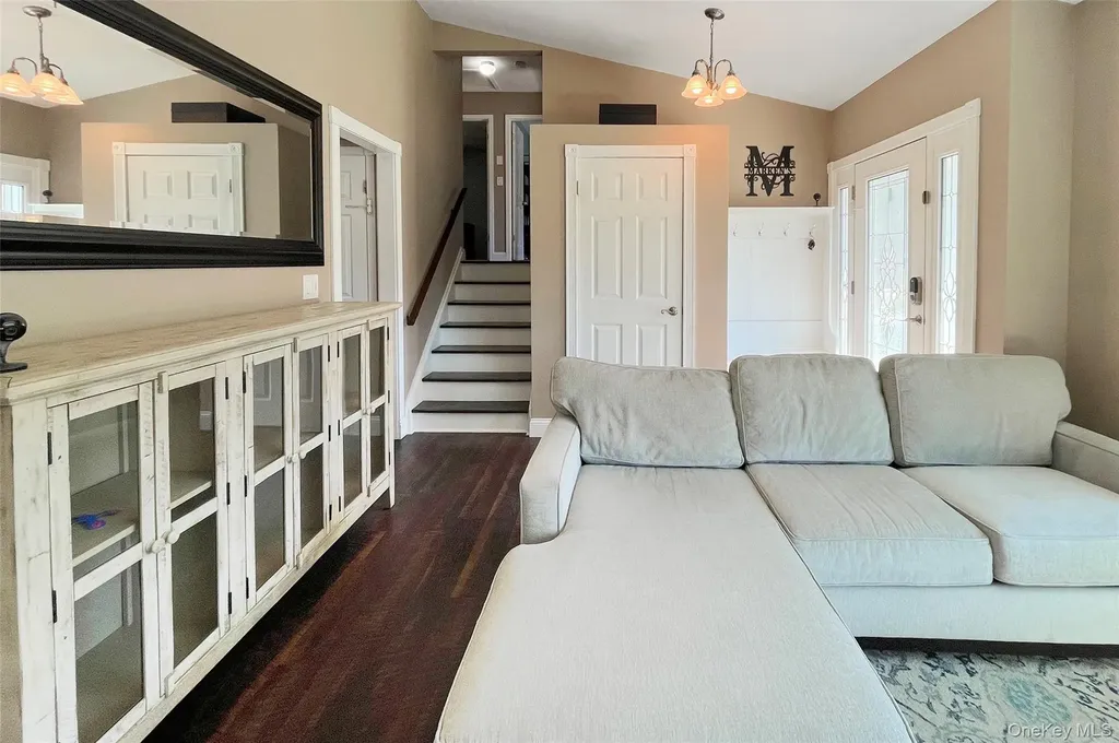 43 Brandywine Crossing Newburgh NY 12550