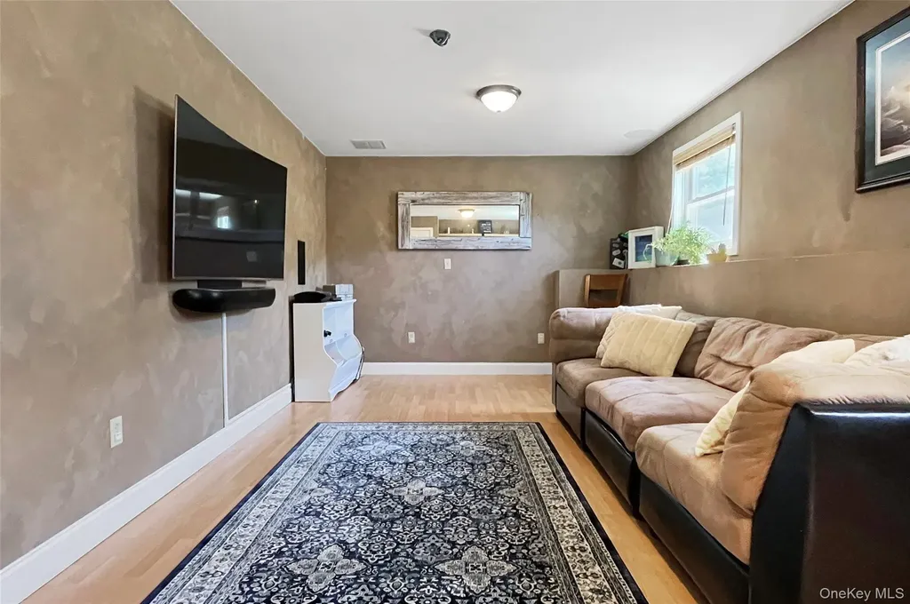 43 Brandywine Crossing Newburgh NY 12550