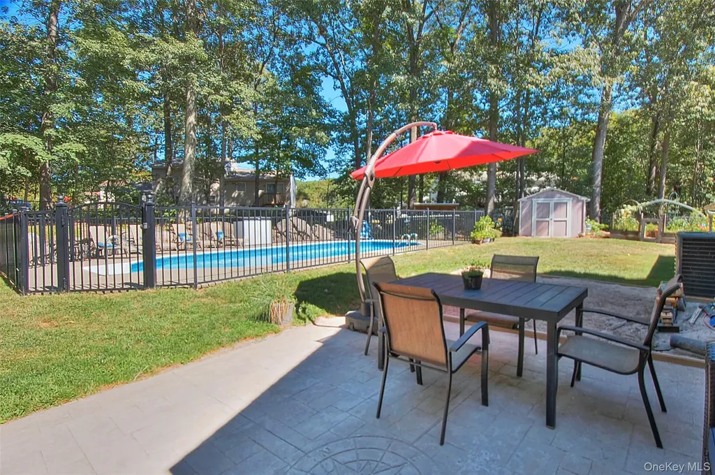 43 Brandywine Crossing Newburgh NY 12550