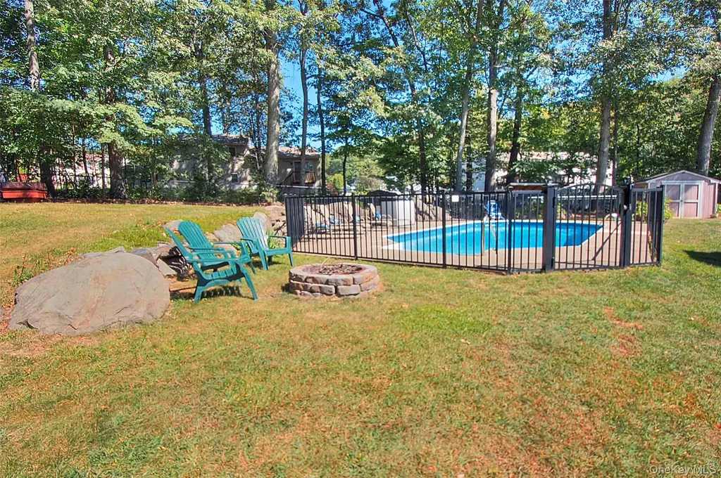 43 Brandywine Crossing Newburgh NY 12550